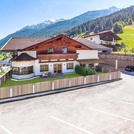 Scenic Apartment In Top Location Neustift im Stubaital Kültér fotó
